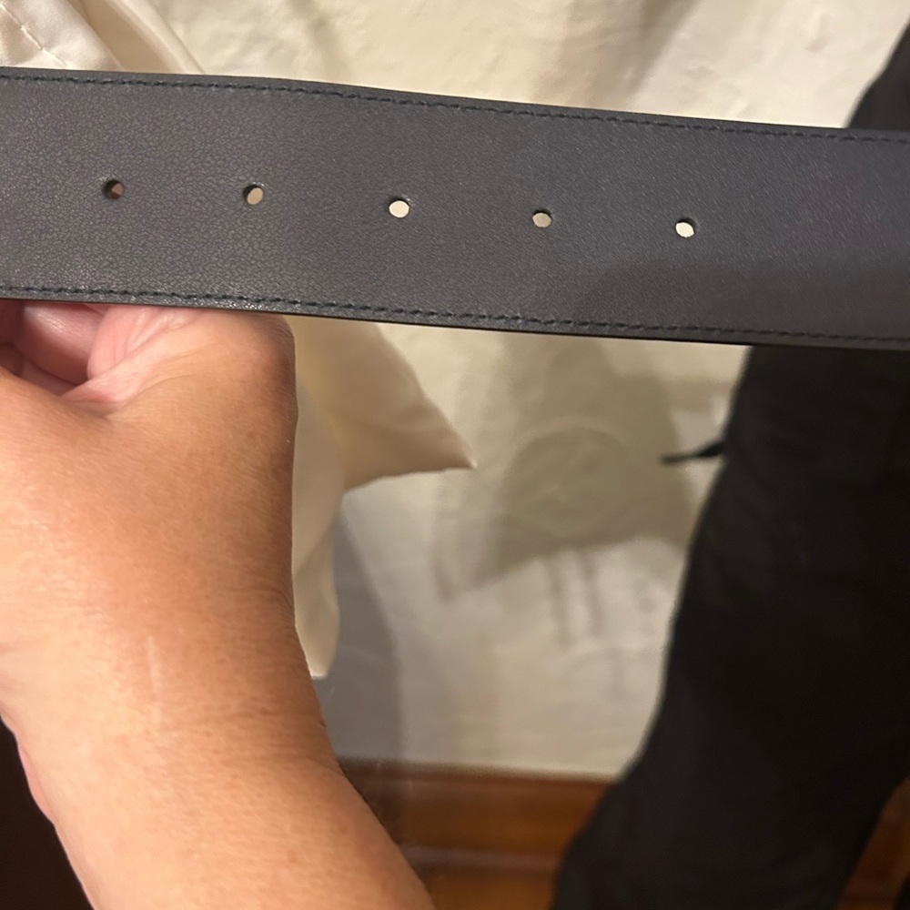 Gucci Black Belt with Silver Buckle . Vintage but never used - Picture 9 of 16